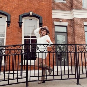 Meet your Posher, Isabella